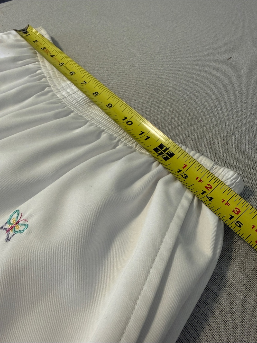 Alfred Dunner White Crop Pants with  Colorful Butterfly Embroidery SZ14 - Picture 7 of 14